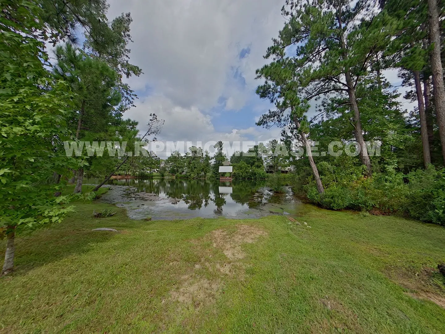 Lake View 3-Bedroom Home with Community Amenities in Freeport — Photo 3
