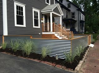 86 Oakdale St, Portland, ME 04103
