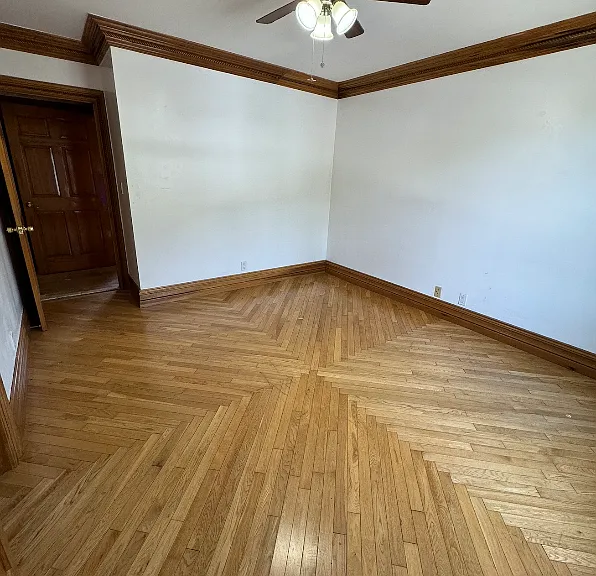 4266 Hillcrest Dr — Photo 23