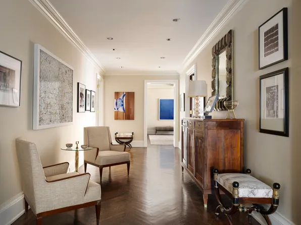 1165 Park Avenue image 7 of 28