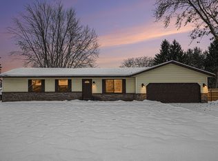 876 Beauford St SE, Grand Rapids, MI 49508