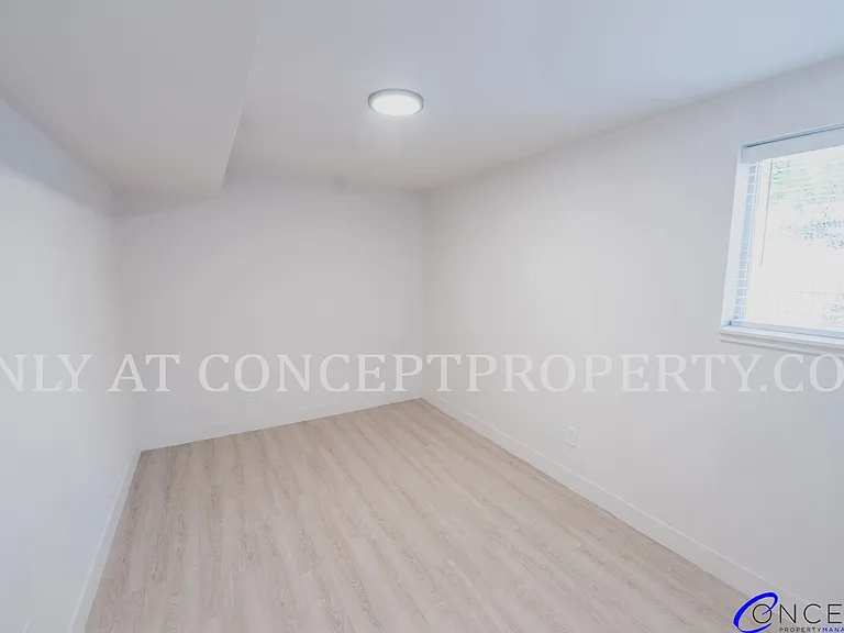 Avenue View Apartments — Photo 87