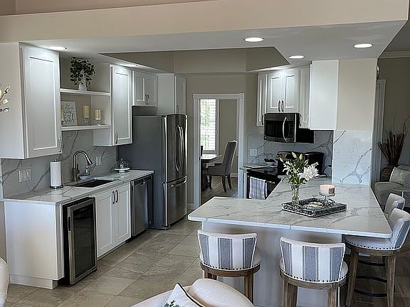 4th image of 8021 Wilfredo Ct
