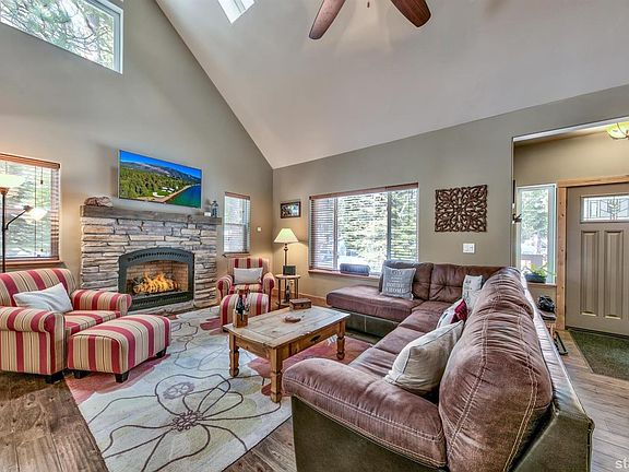 3rd image of 1840 Narragansett Cir