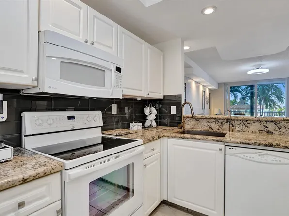 1391 S Ocean Boulevard #309, Pompano Beach, FL 33062