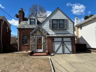 51 Poppy Avenue, Franklin Square, NY, 11010