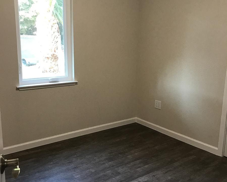 1st image of 596 W William St APT 1