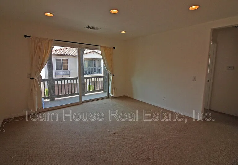 28440 Mirabelle Ln — Photo 10