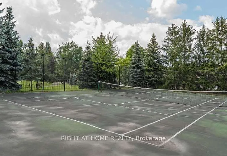 91 Townsgate Dr #411 — Photo 15