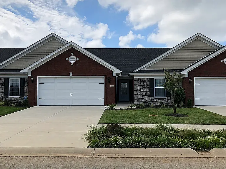 305 Riggs Blvd
