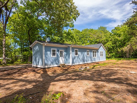 4th image of 132 Oak Hill Dr