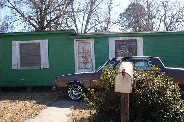 1st image of 231 Herman St