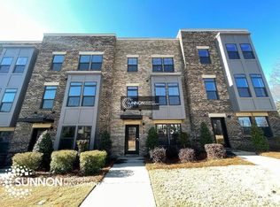 669 Uwharrie River Rd, Charlotte, NC 28211