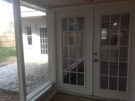 5th image of 5062 Lake Miriam Cir