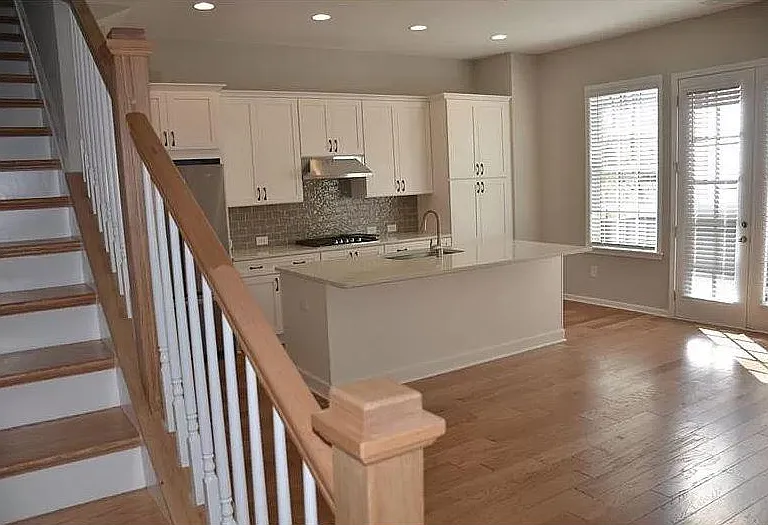 6430 Canopy Dr — Photo 6