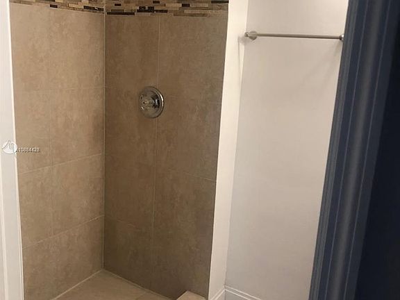 5th image of 422 NE 210th Circle Ter APT 102