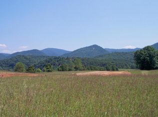 12 Maury Ridge Dr, Buena Vista, VA 24416