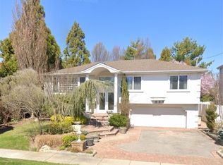 2235 Arthur St FLOOR 1, Merrick, NY 11566