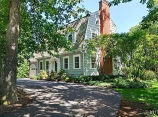 45 Old Green Bay Rd, Winnetka, IL 60093