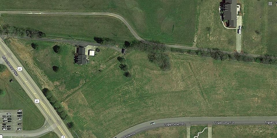 2nd image of 103 Triple Crown Dr