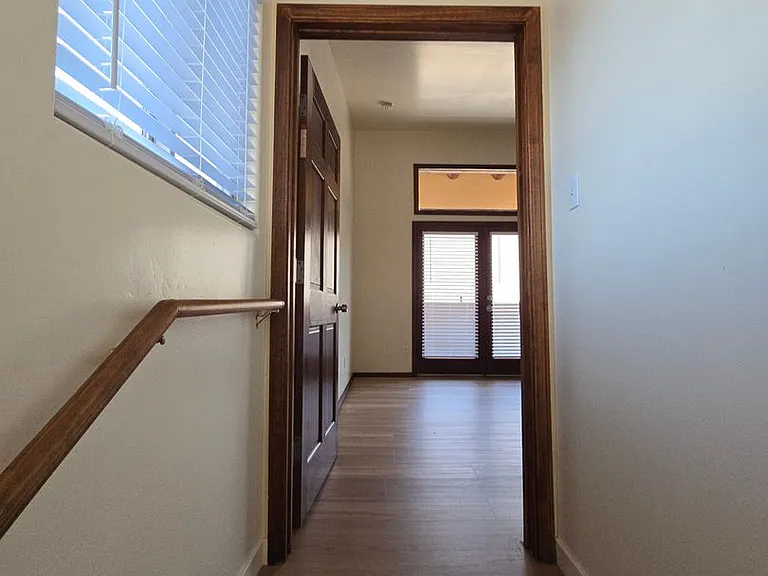 218 San Clemente Ave NW — Photo 14