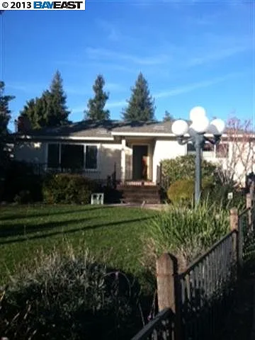 4408 Edwards Ln photo 1