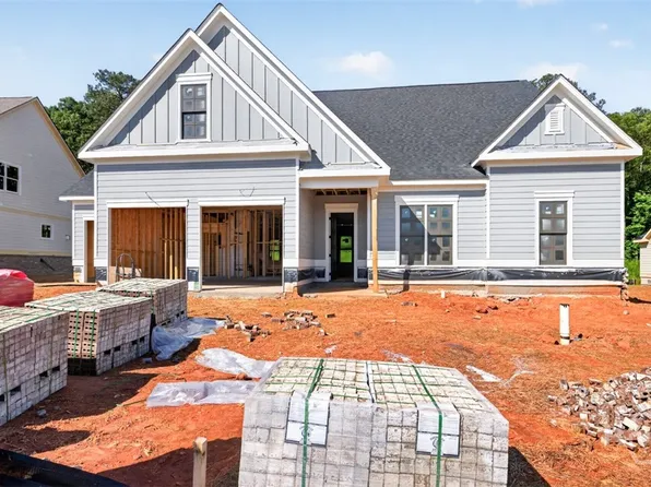 357 Lake Vista Drive, Statham, GA 30666