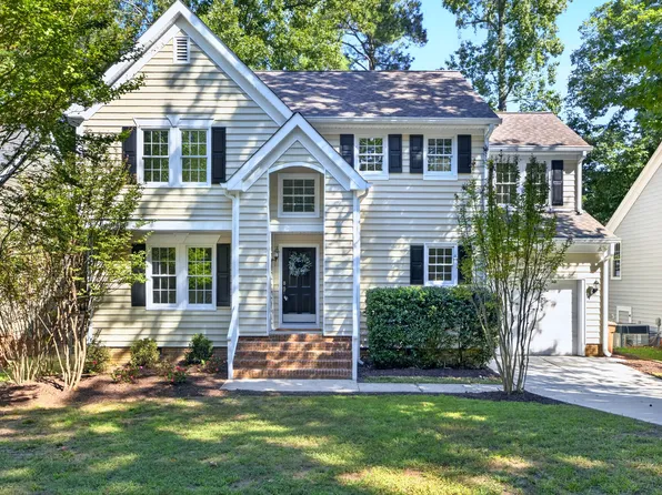 112 Snow Camp Dr, Cary, NC 27519