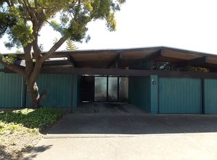 11 Peacock Ln, San Rafael, CA 94901