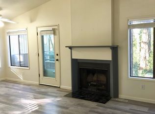 7087 SW Montauk Cir, Lake Oswego, OR 97035