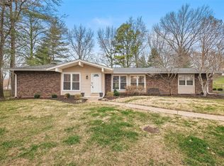 1349 White Rd, Chesterfield, MO 63017
