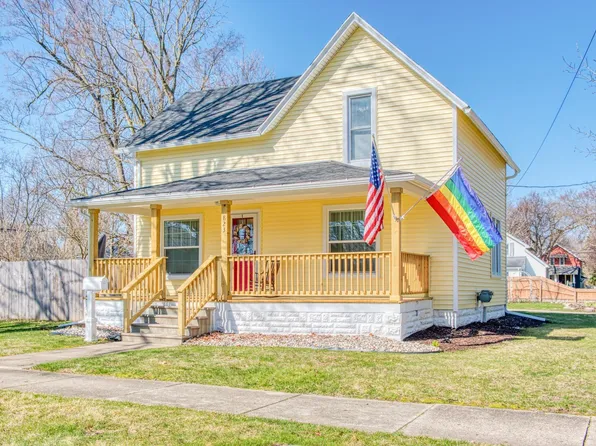 823 N Washington St, Owosso, MI 48867