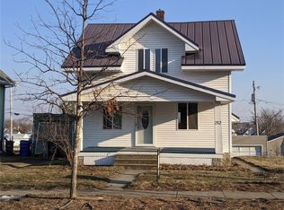 212 21st Ave SW, Cedar Rapids, IA 52404