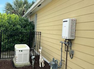 1073 Sterling Pine Pl, Loxahatchee, FL 33470