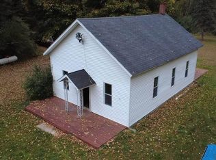 313 S Amber Rd, Scottville, MI 49454