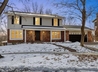 14210 Reelfoot Lake Dr, Chesterfield, MO 63017
