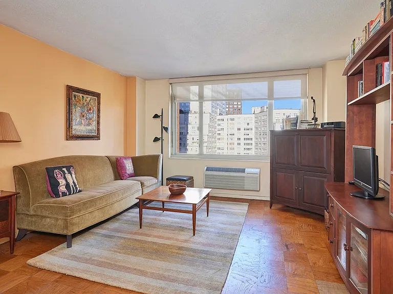 130 W 67th St #17G — Photo 1