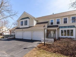 635 Thistle Ln, Prospect Heights, IL 60070