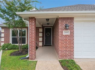 2001 Reagan Ct, Bryan, TX 77802