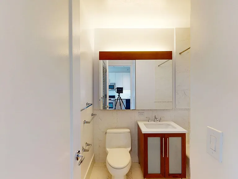 805 Columbus Ave #8E — Photo 4