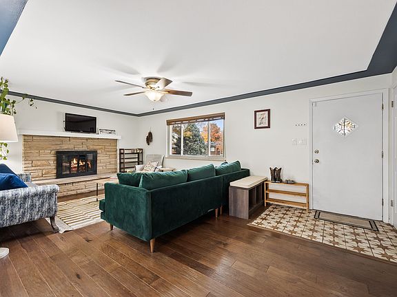 5th image of 1686 S Balsam Ct