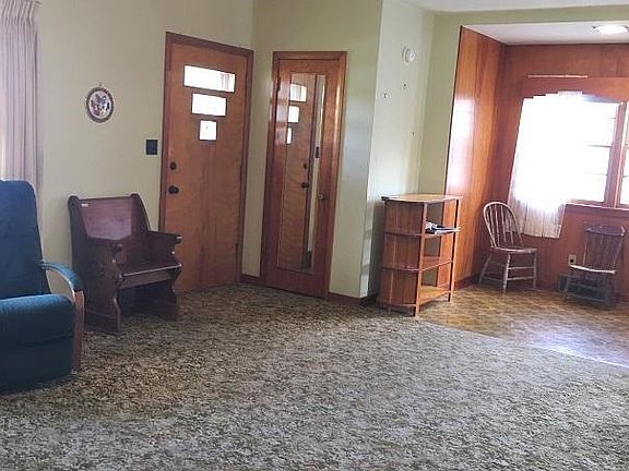 3rd image of 300 Cherry St