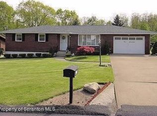 417 Lillibridge St, Peckville, PA 18452