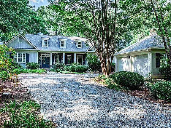 2nd image of 373 Reynolds Dr