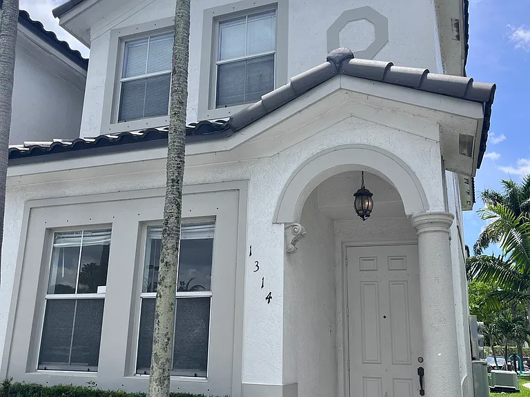 5610 NW 107th Ave #1314 — Photo 25