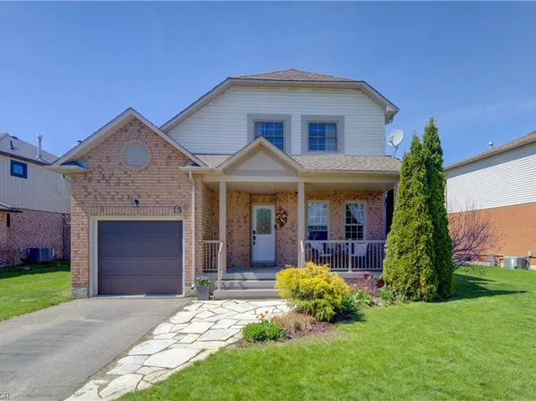 19 Broom St, North Dumfries, ON N0B 1E0