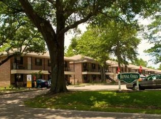 Royal Oaks Apts, Biloxi, MS 39532