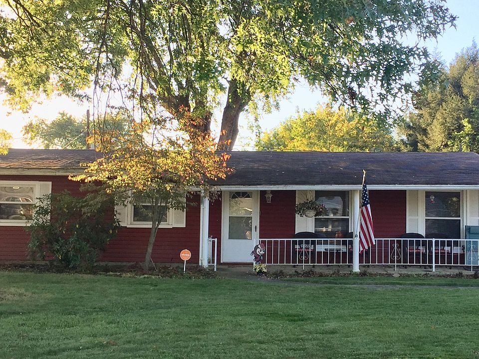 1st image of 887 Wayne Dr