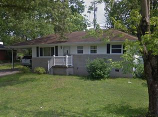 1206 Helena Dr, Hixson, TN 37343