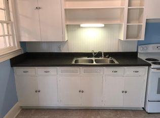 909 Clarendon St APT 1, Fayetteville, NC 28305